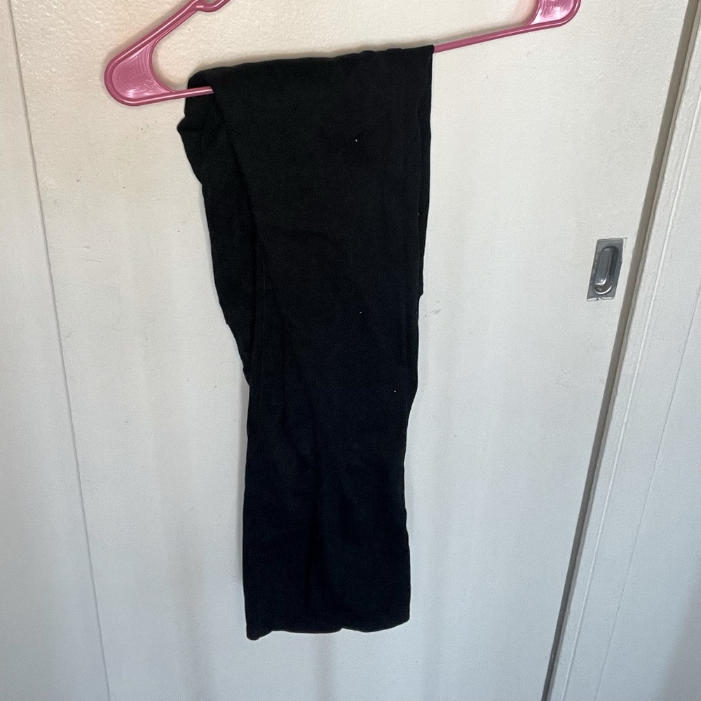 Justice girl’s black jegging.